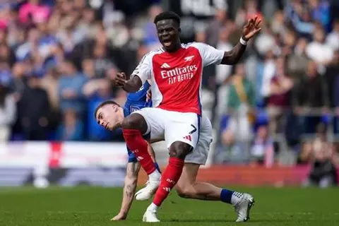 فانتازي يلا كورة.. ساكا "الخاسر الوحيد" أمام إيبسويتش